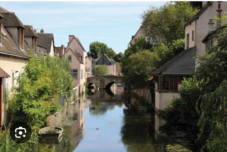 L Ecuyer Appartement Au Coeur Du Quartier Historique Chartres Esterno foto
